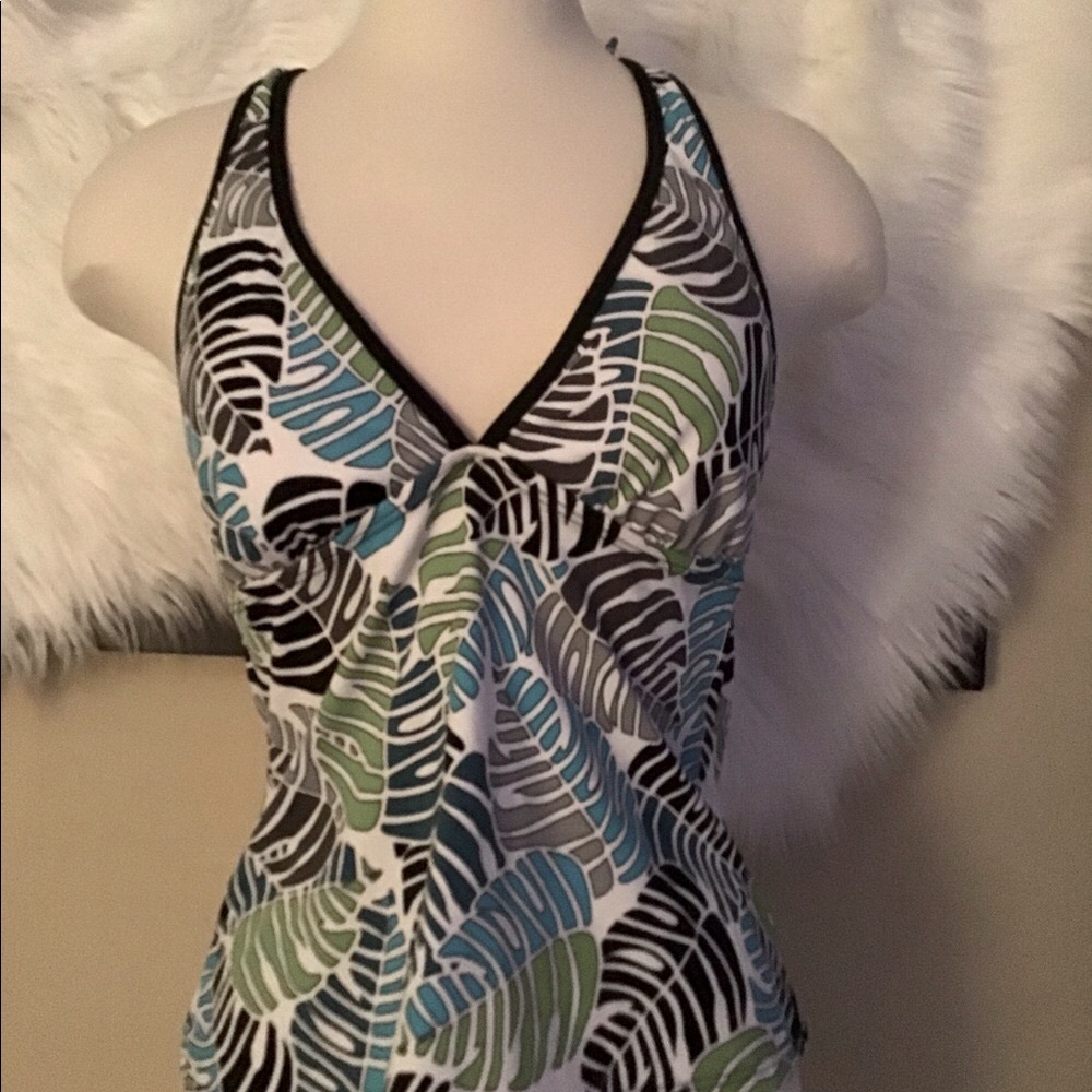 🏖 NWT SOUTH POINT Women’s 👙Bathing Suit Top